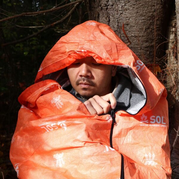 ZGG-R07-g02 Saco vivac de emergencia bothy bag 2 personas — naranja alta visibilidad